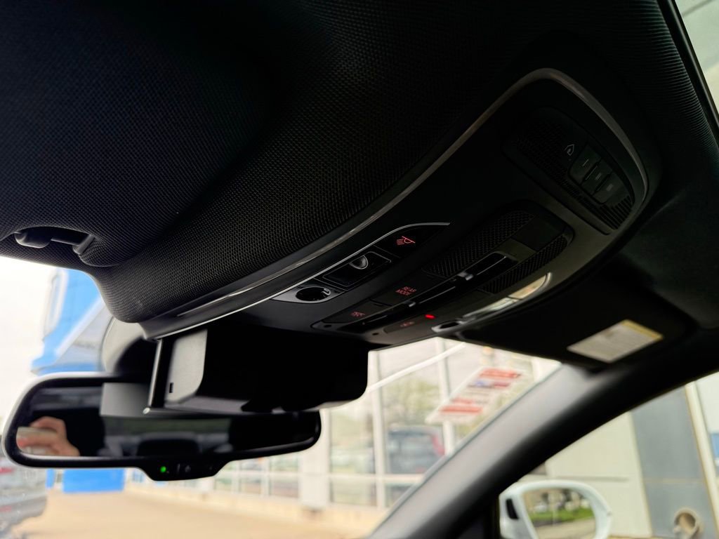 Used 2017 Audi A8 L 3.0T w/ Executive Package image 28