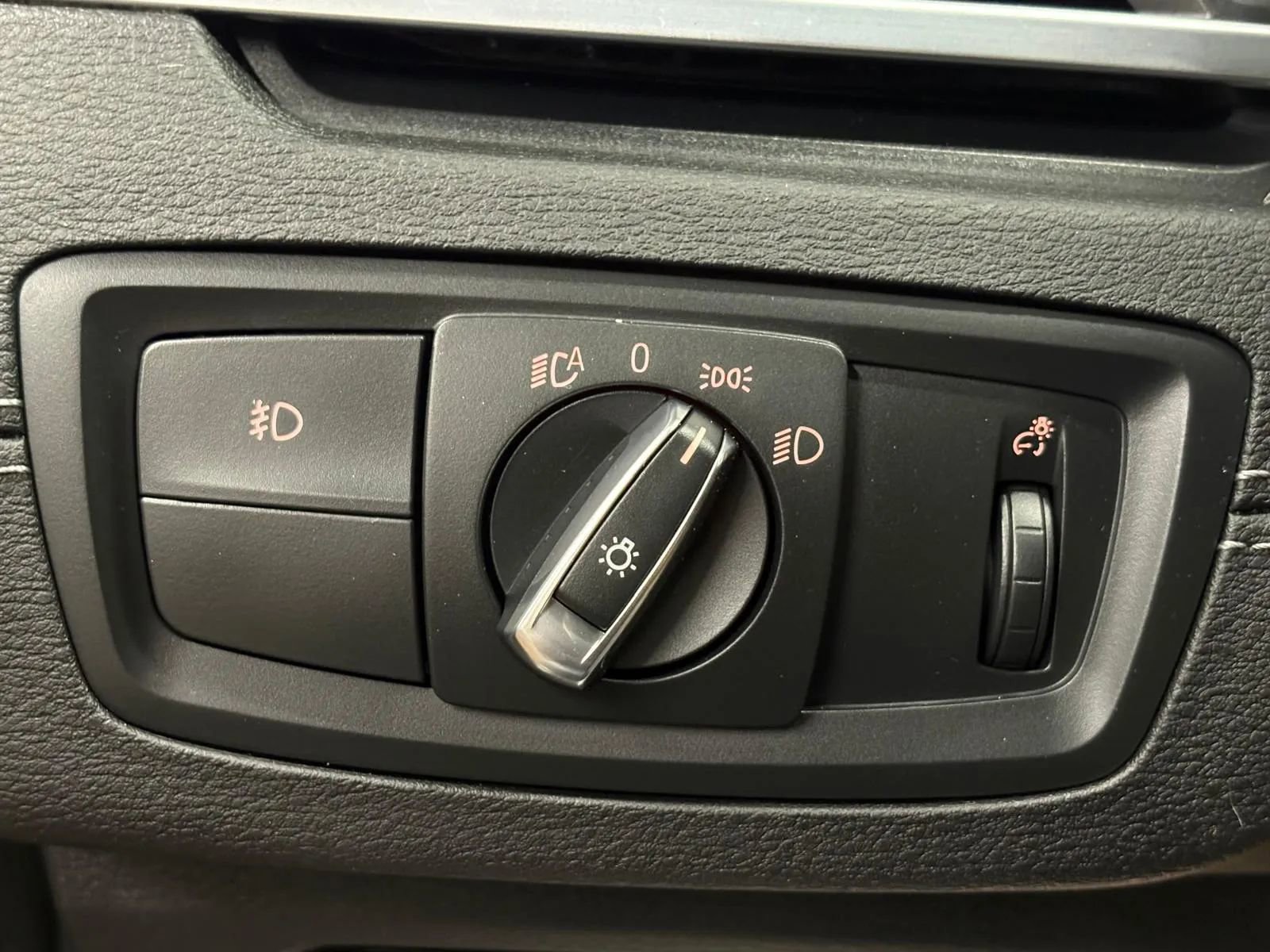 Used 2018 BMW X2 xDrive28i image 31