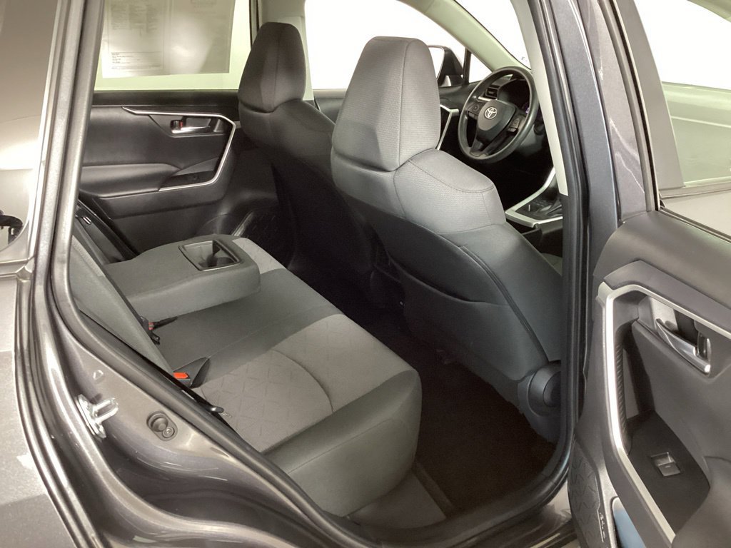 Used 2024 Toyota RAV4 XLE AWD/4WD image 35