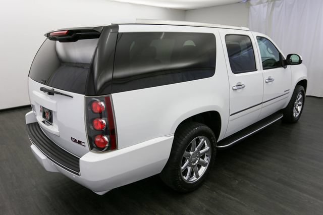 Used 2011 GMC Yukon XL Denali AWD/4WD image 10