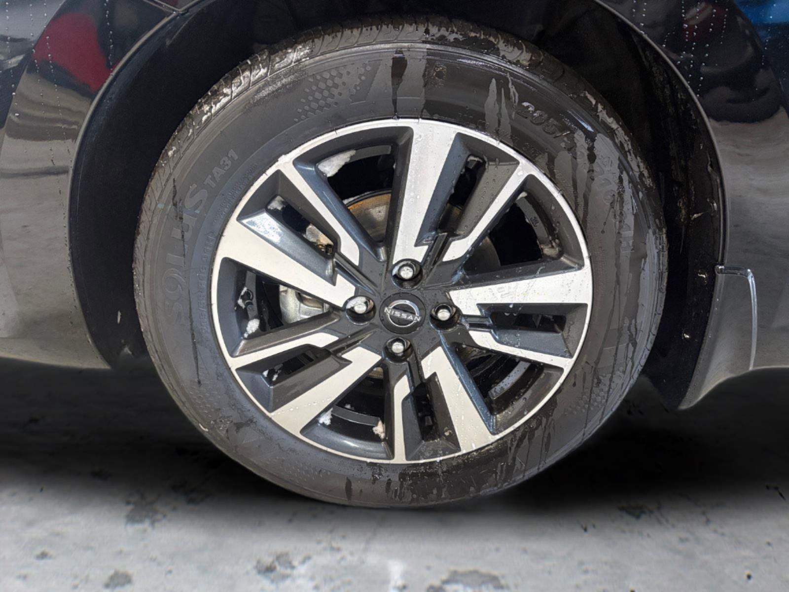 New 2025 Nissan Versa SV w/ Trunk Package image 13