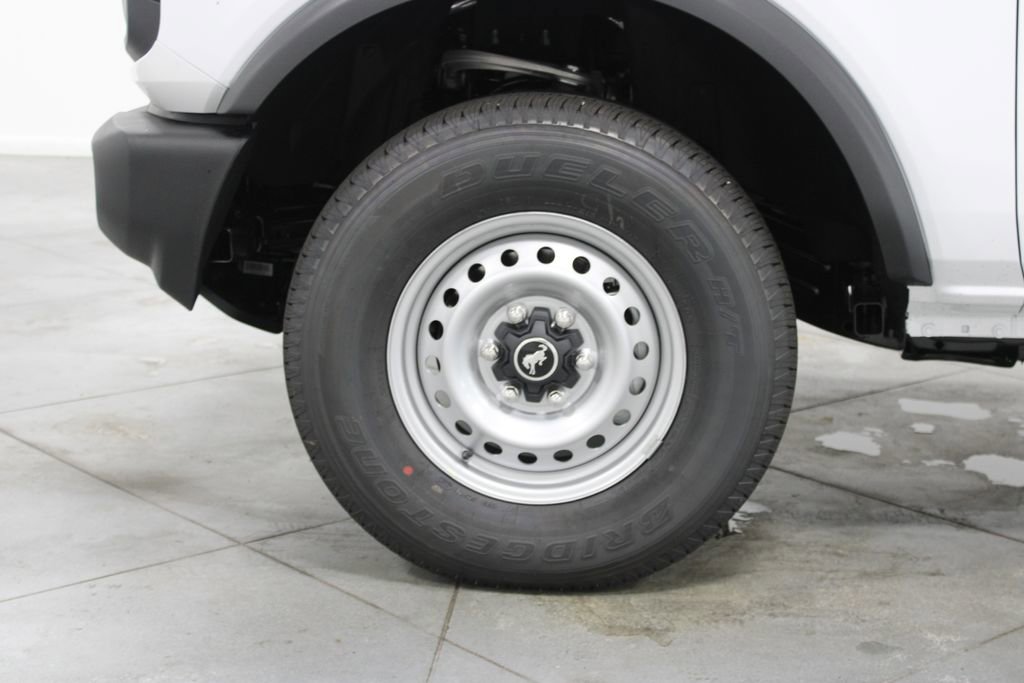 New 2025 Ford Bronco 4-Door image 16