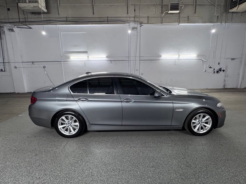 Used 2014 BMW 528i xDrive Sedan AWD/4WD image 8