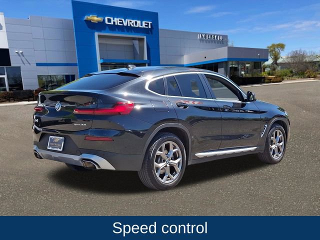 Used 2024 BMW X4 xDrive30i w/ Parking Assistance Package AWD/4WD image 25
