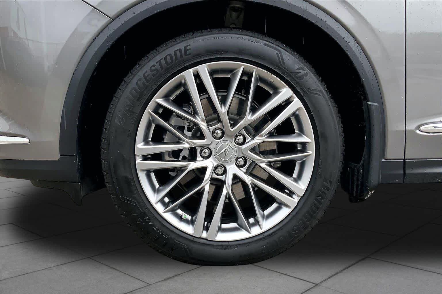 Certified 2023 Acura MDX SH-AWD w/ Advance Package image 11