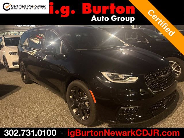 Used 2025 Chrysler Pacifica Limited FWD image 1
