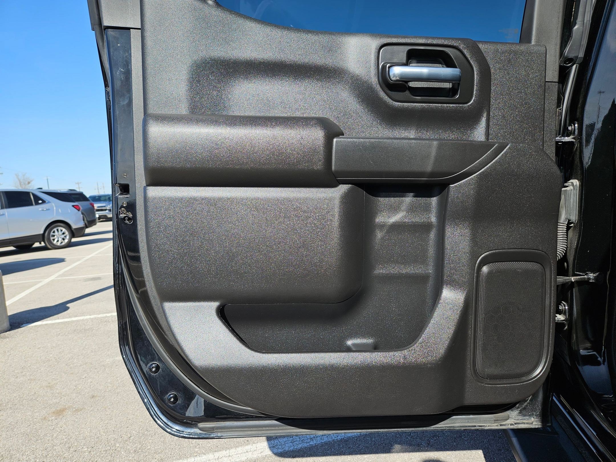 Used 2023 Chevrolet Silverado 1500 Custom image 15