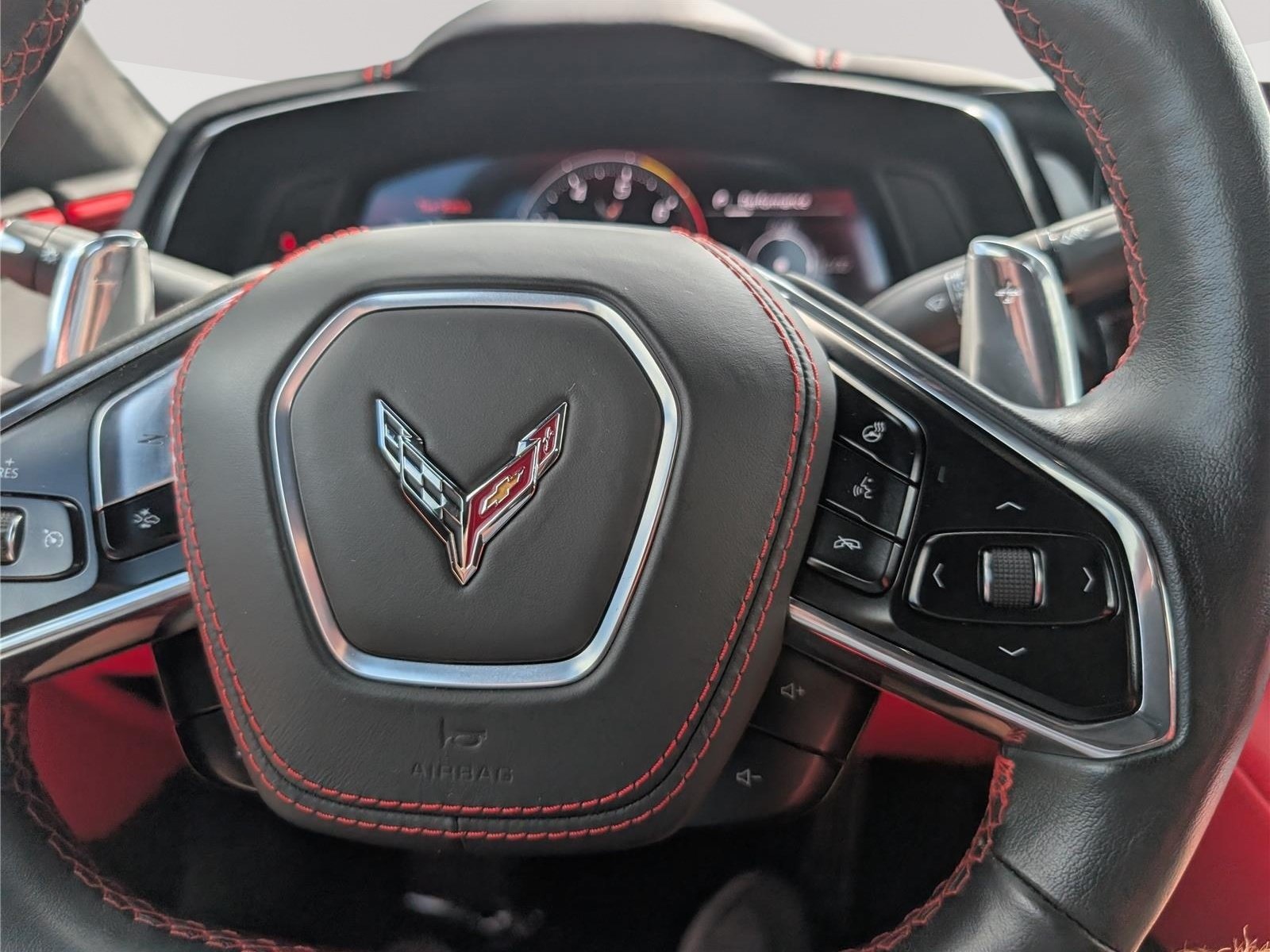 Used 2024 Chevrolet Corvette Stingray Premium Conv w/ Z51 Performance Package RWD image 18