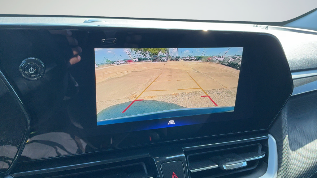 Used 2026 Chevrolet TrailBlazer LT w/ LT Cold Weather Package FWD image 12