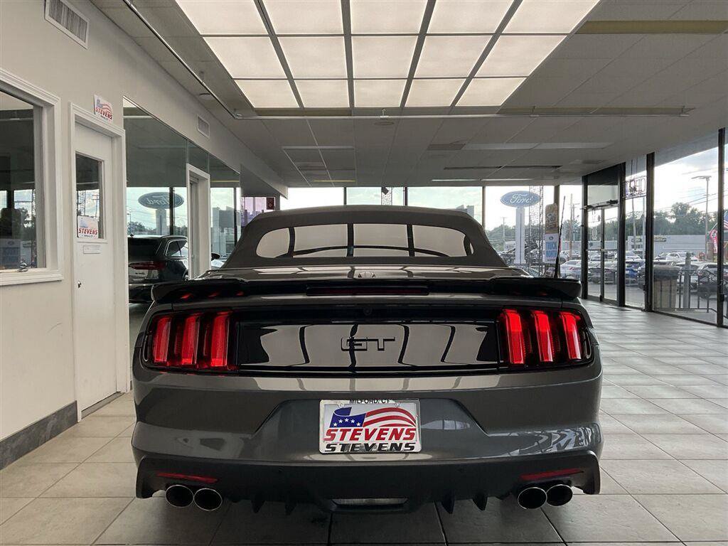 Used 2017 Ford Mustang GT Premium w/ GT Performance Package RWD image 6