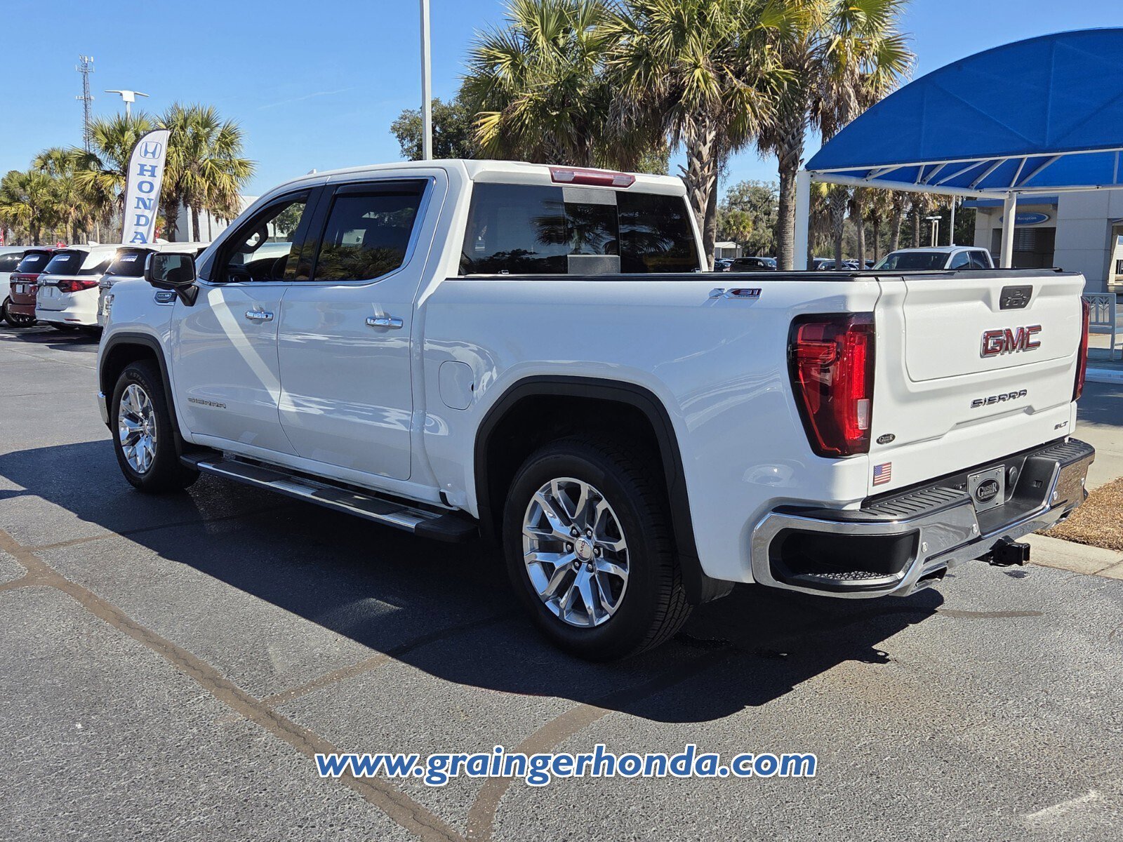 Used 2022 GMC Sierra 1500 SLT w/ SLT Premium Plus Package image 7