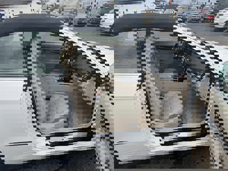 Used 2014 Mercedes-Benz E 350 Cabriolet image 24