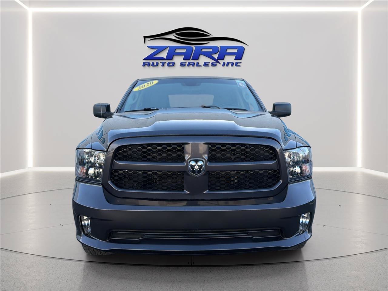 Used 2020 RAM 1500 Express w/ Express Value Package AWD/4WD image 2