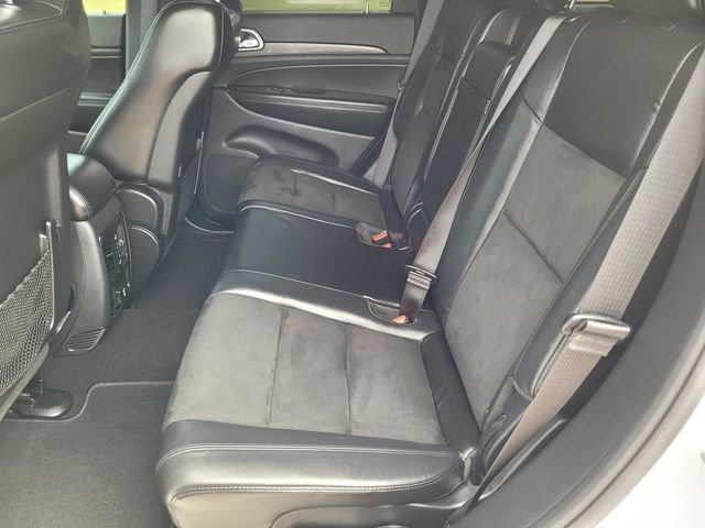 Used 2019 Jeep Grand Cherokee Altitude image 30