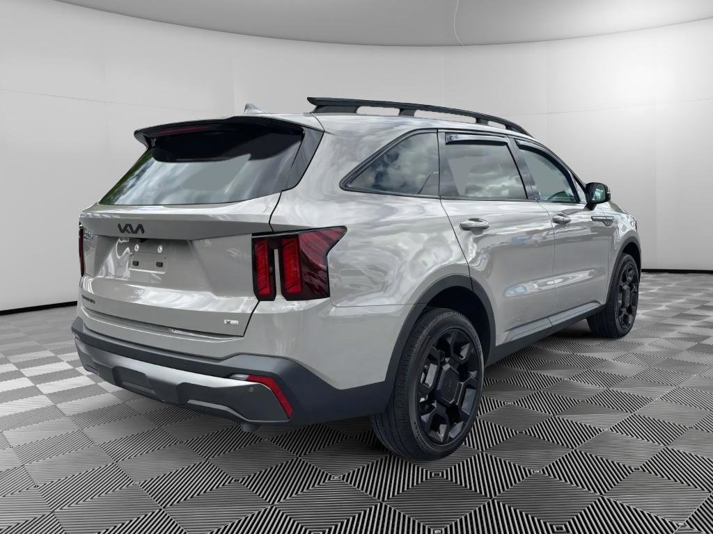 Used 2025 Kia Sorento X-Line EX AWD/4WD image 4