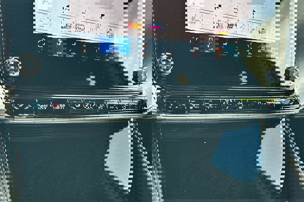 New 2025 Jeep Wagoneer 4WD image 19