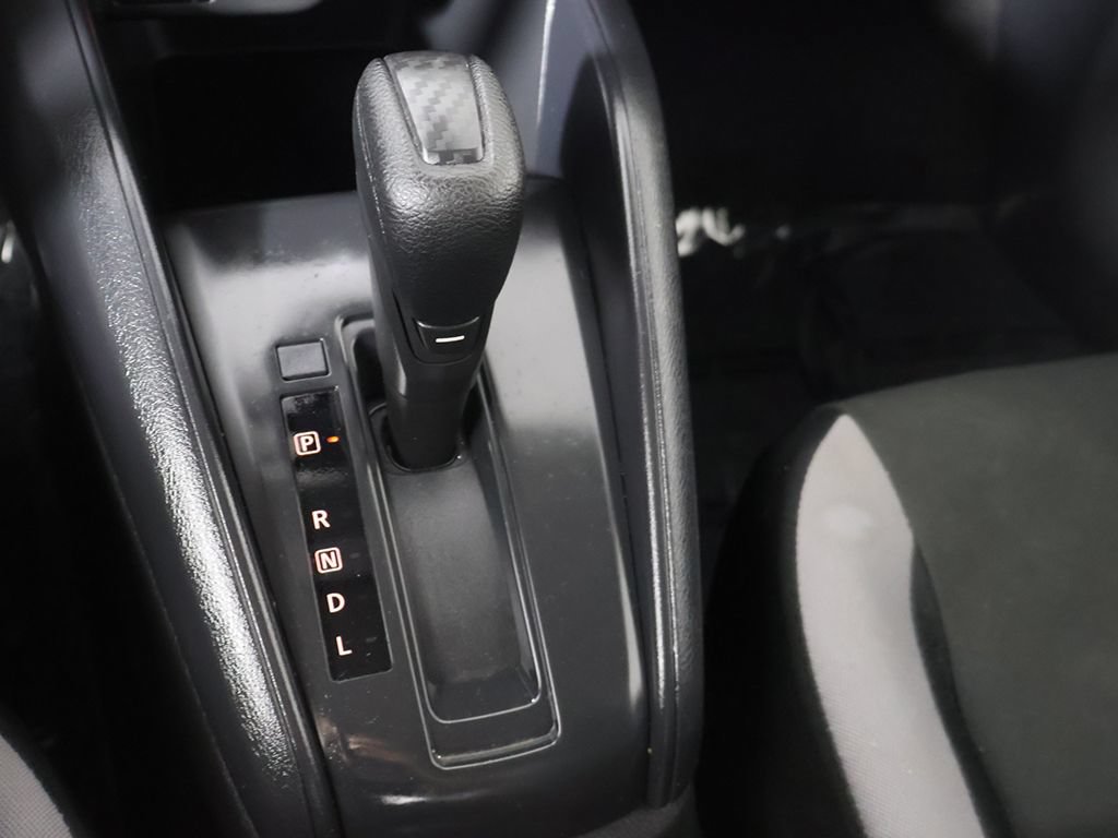Used 2025 Nissan Versa S FWD image 40