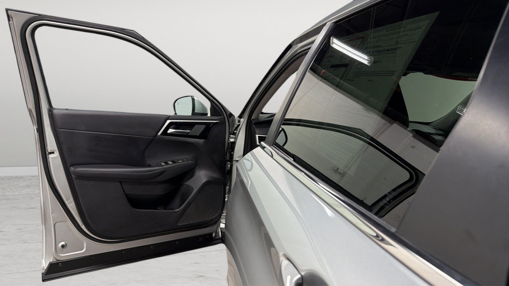 Used 2024 Mitsubishi Outlander SE Black Edition AWD/4WD image 15