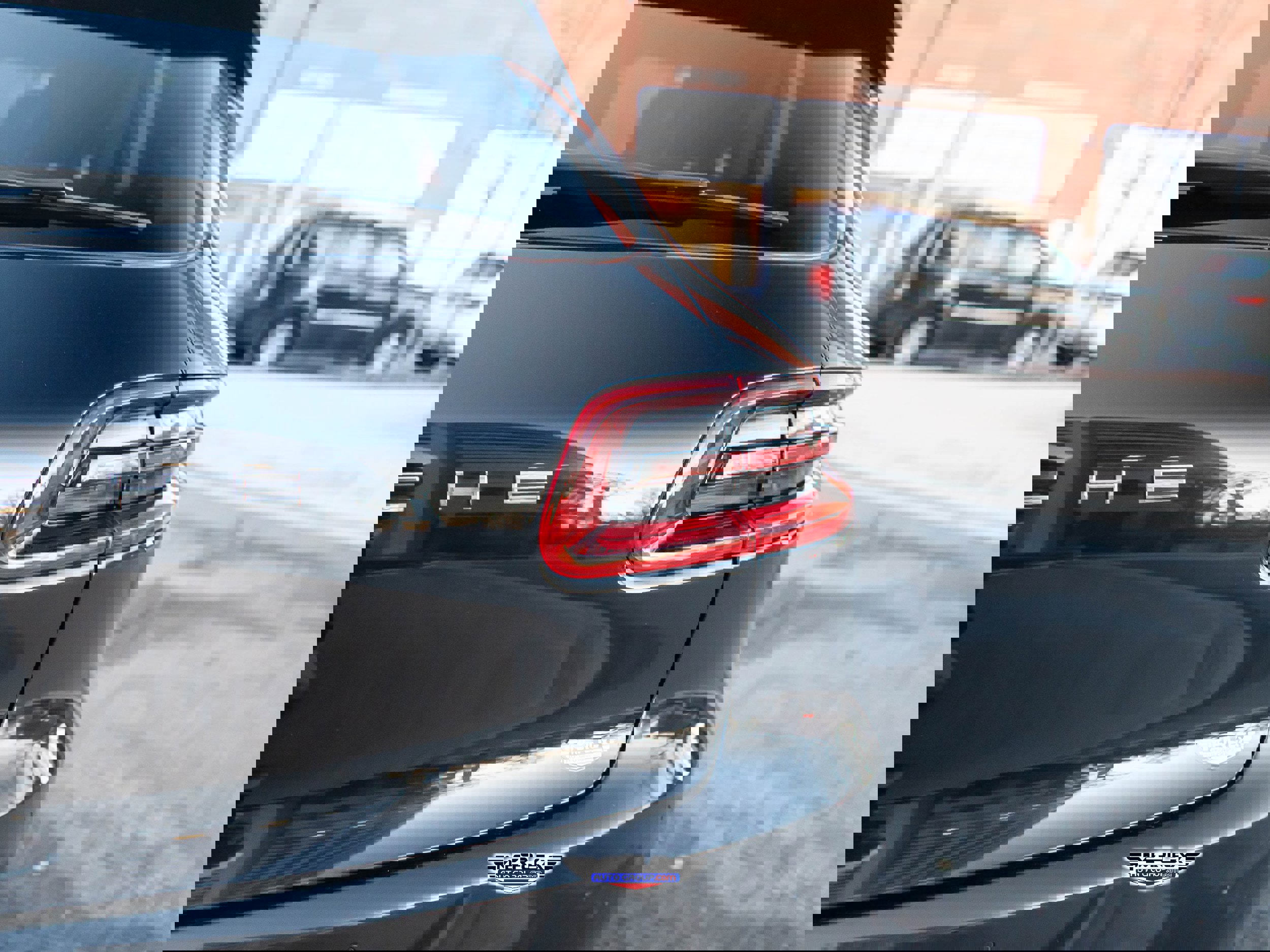 Used 2018 Porsche Macan Sport Edition image 46