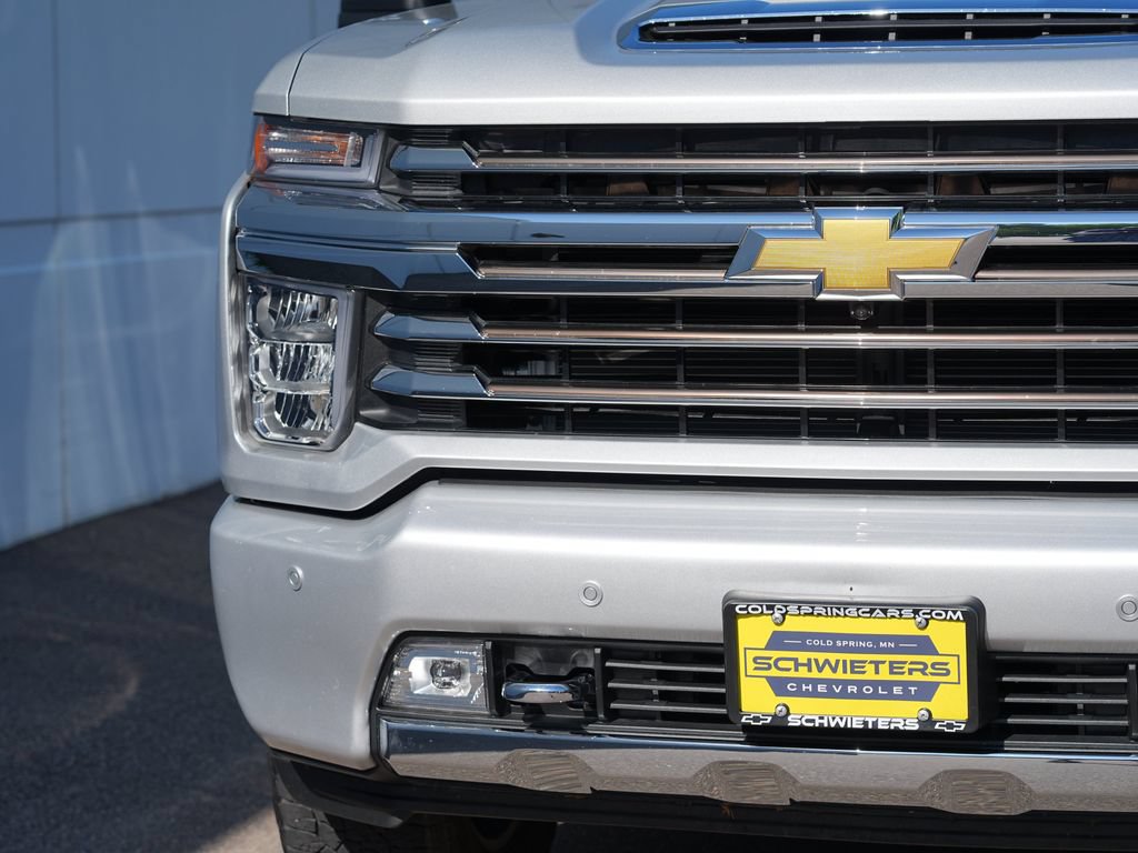 Certified 2022 Chevrolet Silverado 3500 High Country w/ Z71 Off-Road Package AWD/4WD image 9