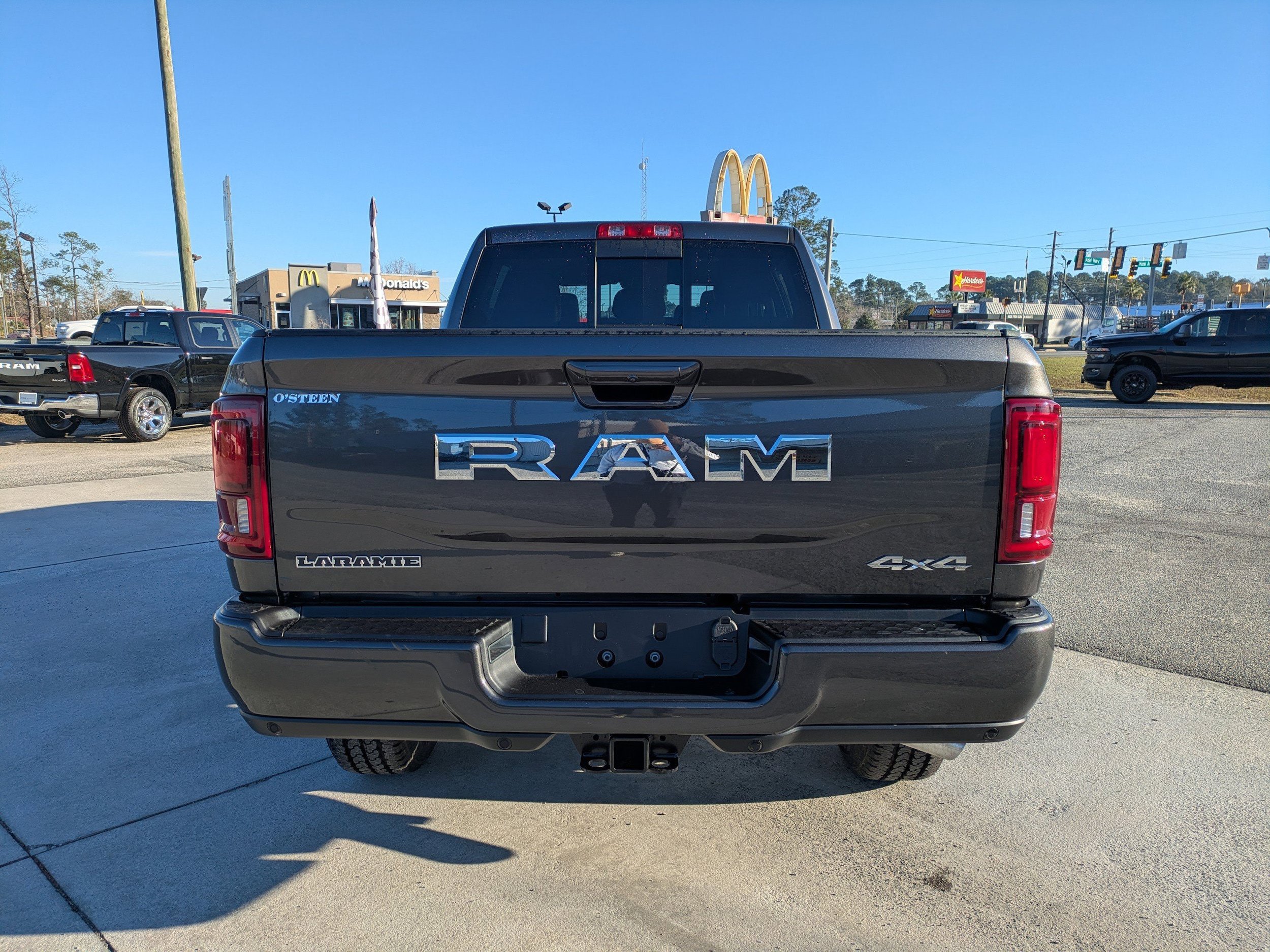 New 2026 RAM 3500 Laramie AWD/4WD image 7