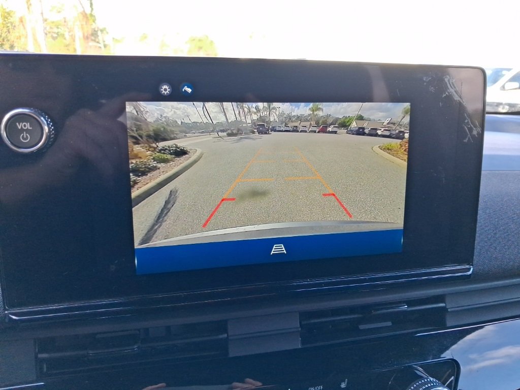 Used 2024 Honda Prologue EX image 24