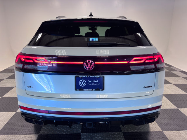 Certified 2025 Volkswagen Atlas Cross Sport SEL R-Line AWD/4WD image 4