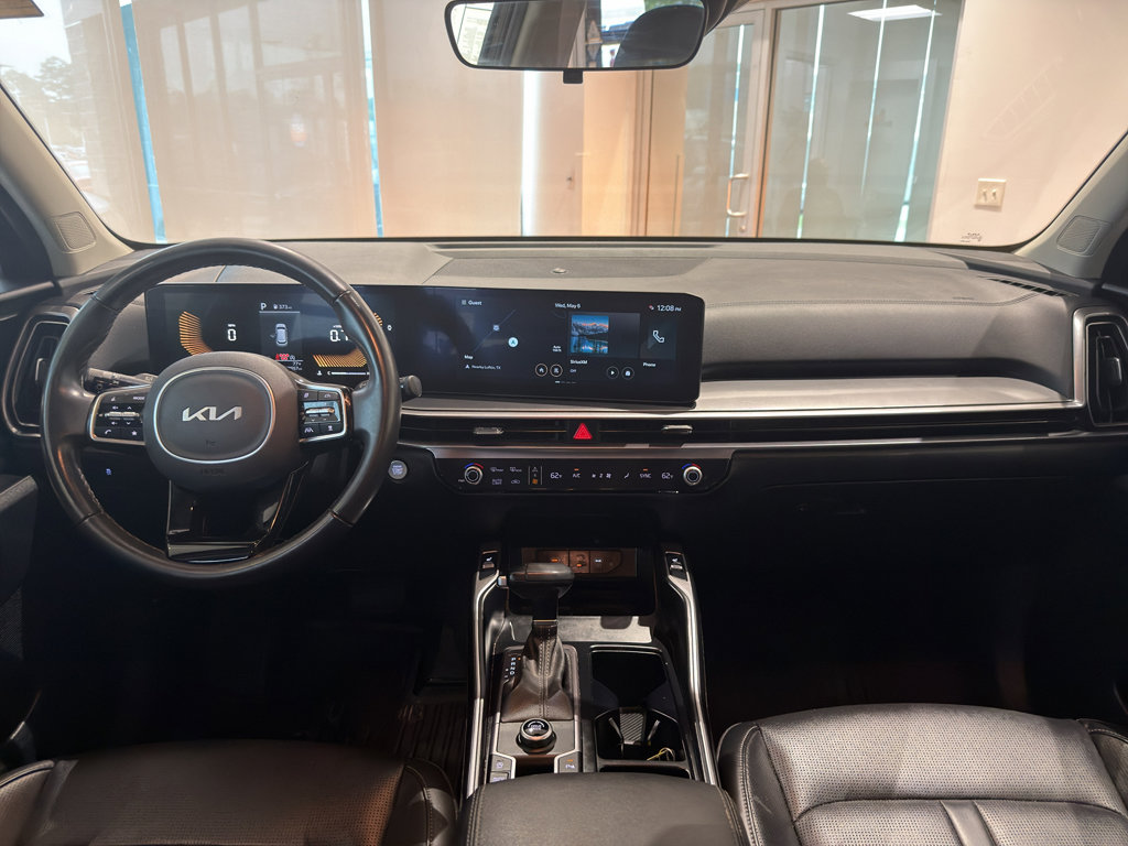 Certified 2025 Kia Sorento S FWD image 15
