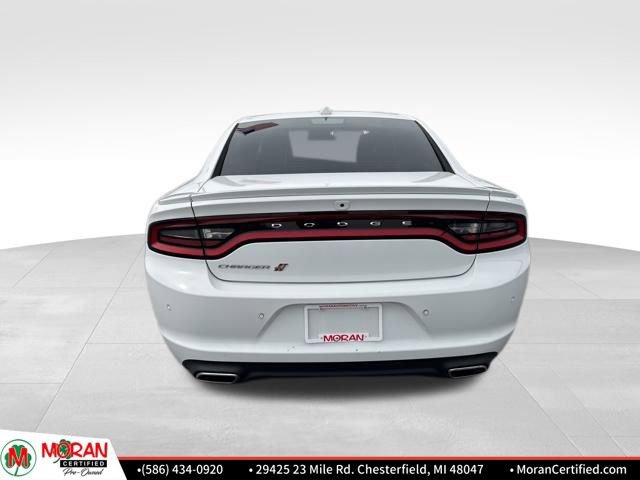 Used 2020 Dodge Charger SXT image 4