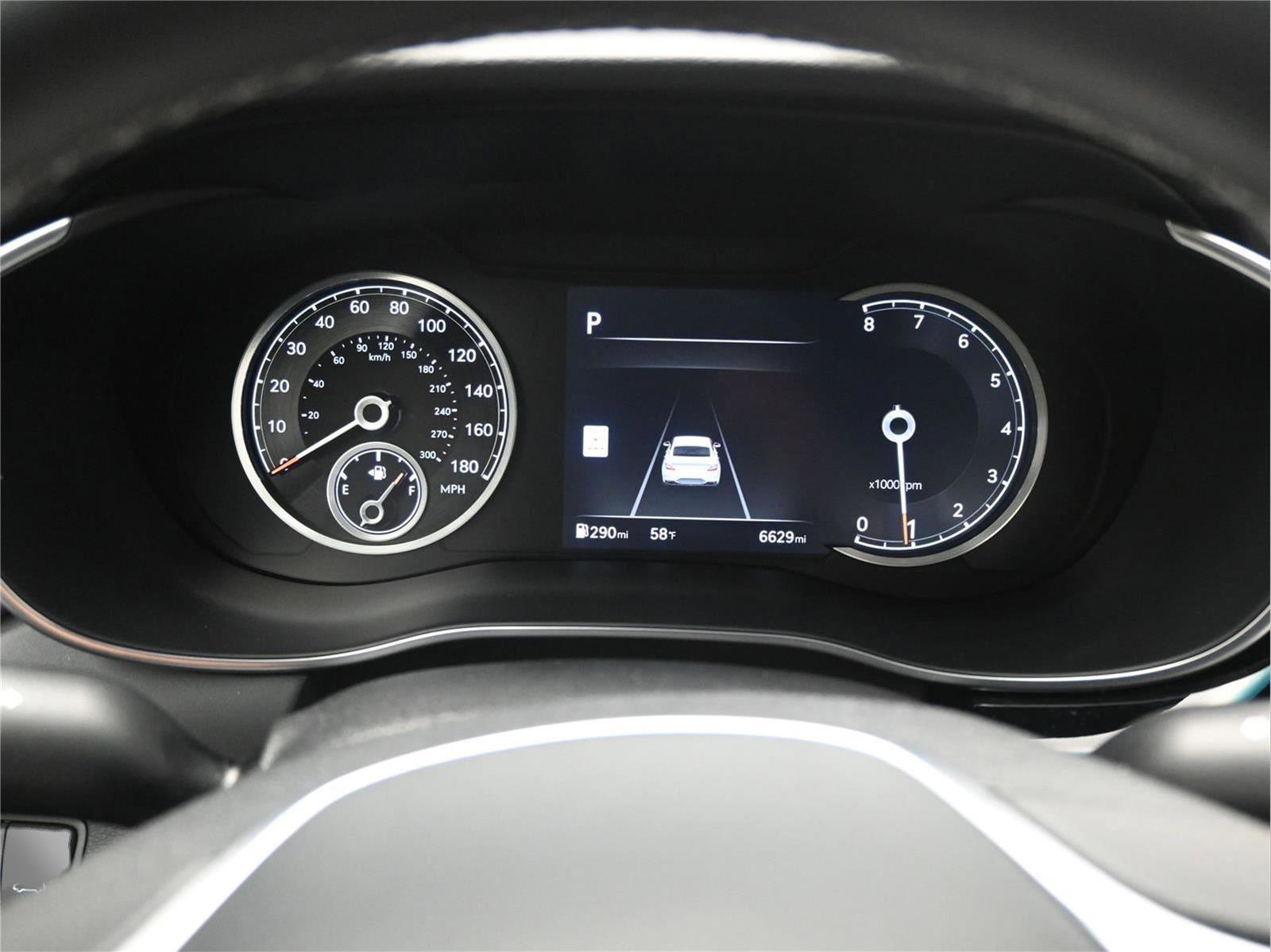 Used 2025 Genesis G70 2.5T w/ Sport Prestige Package image 14