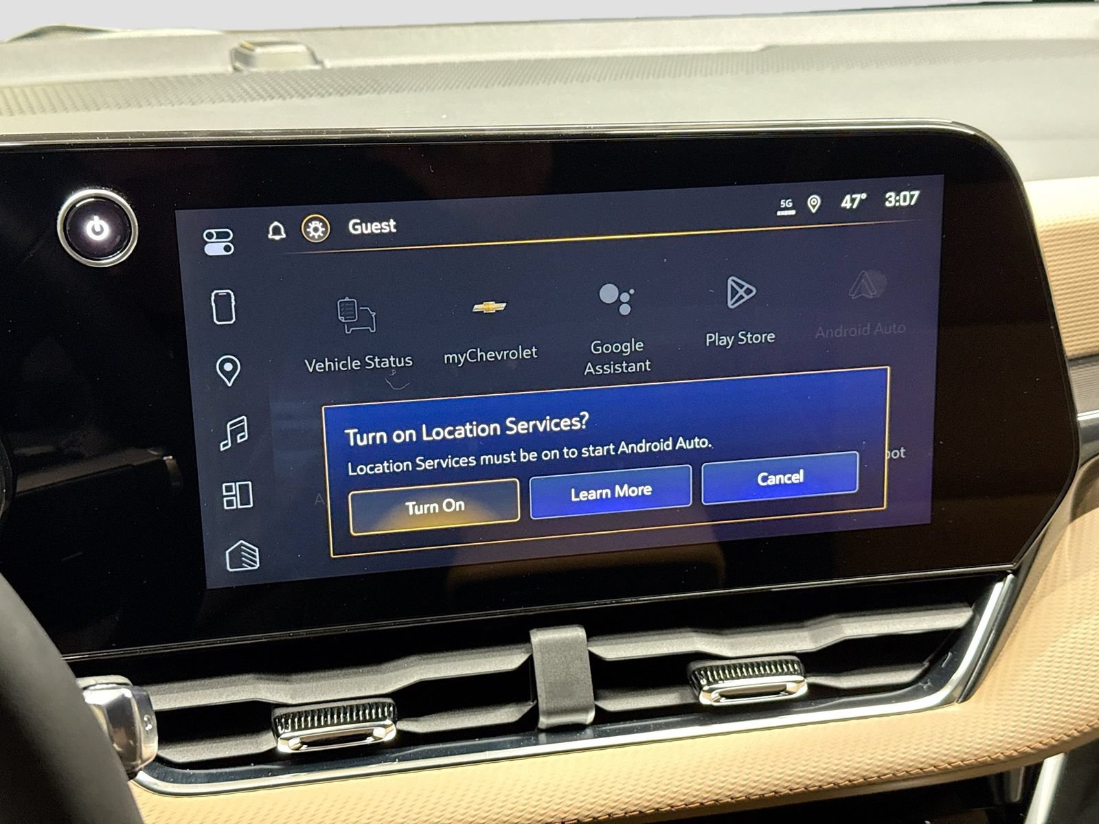 New 2026 Chevrolet Equinox ACTIV w/ Safety and Technology Package AWD/4WD image 16