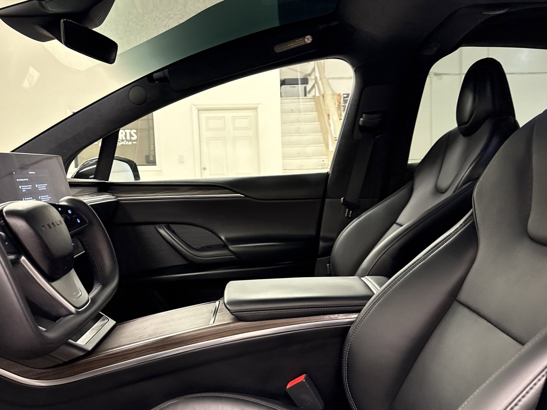 Used 2023 Tesla Model X image 4