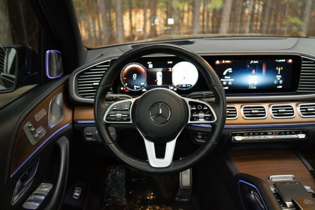 Used 2021 Mercedes-Benz Maybach GLS 600 4MATIC image 25