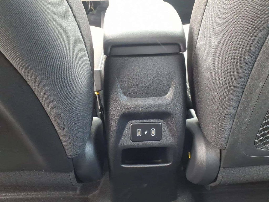 New 2026 Hyundai Venue SEL FWD image 13