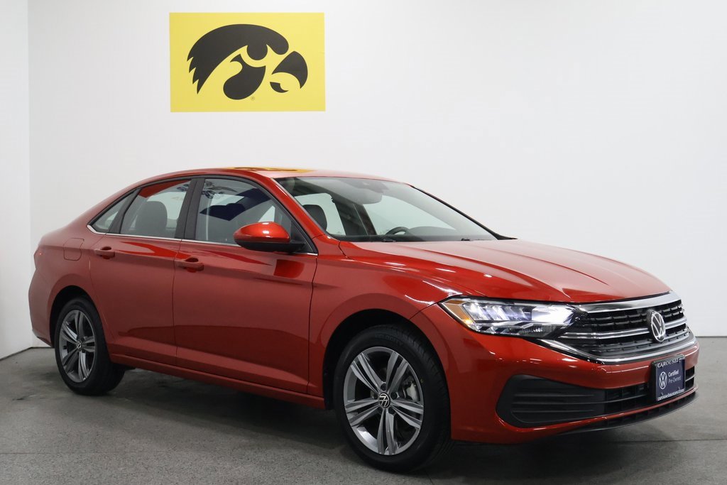 Used 2023 Volkswagen Jetta SE image 5