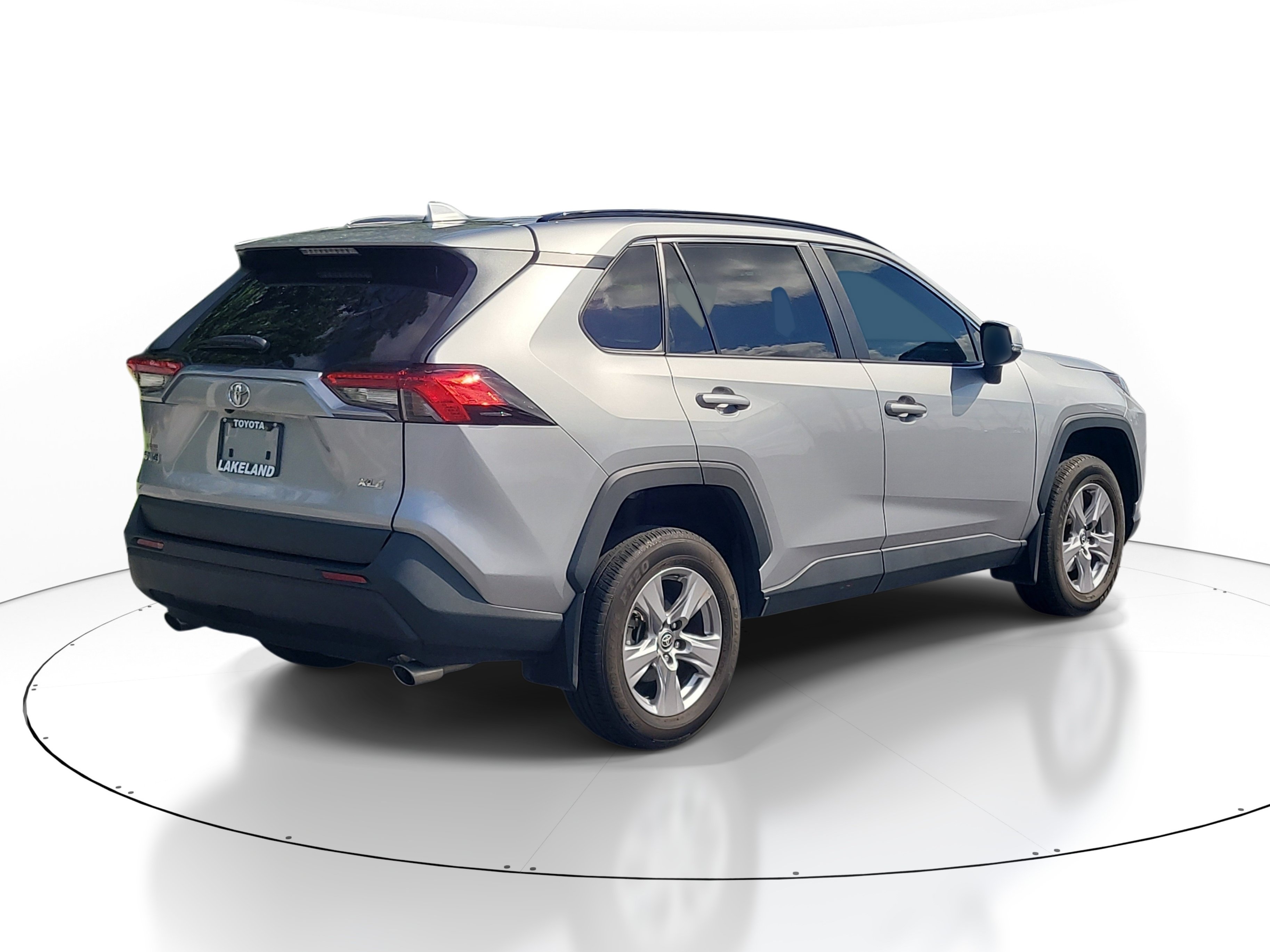 Certified 2025 Toyota RAV4 XLE FWD image 7