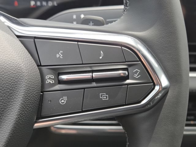 New 2026 Chevrolet Equinox LT w/ Midnight Edition AWD/4WD image 13