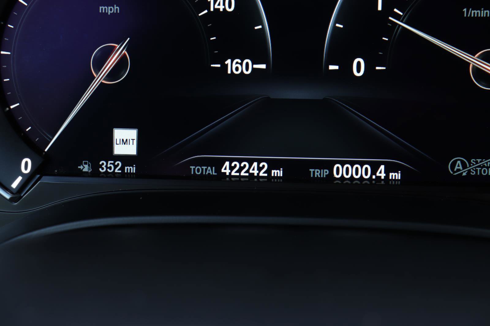 Used 2019 BMW 530i w/ Convenience Package image 28