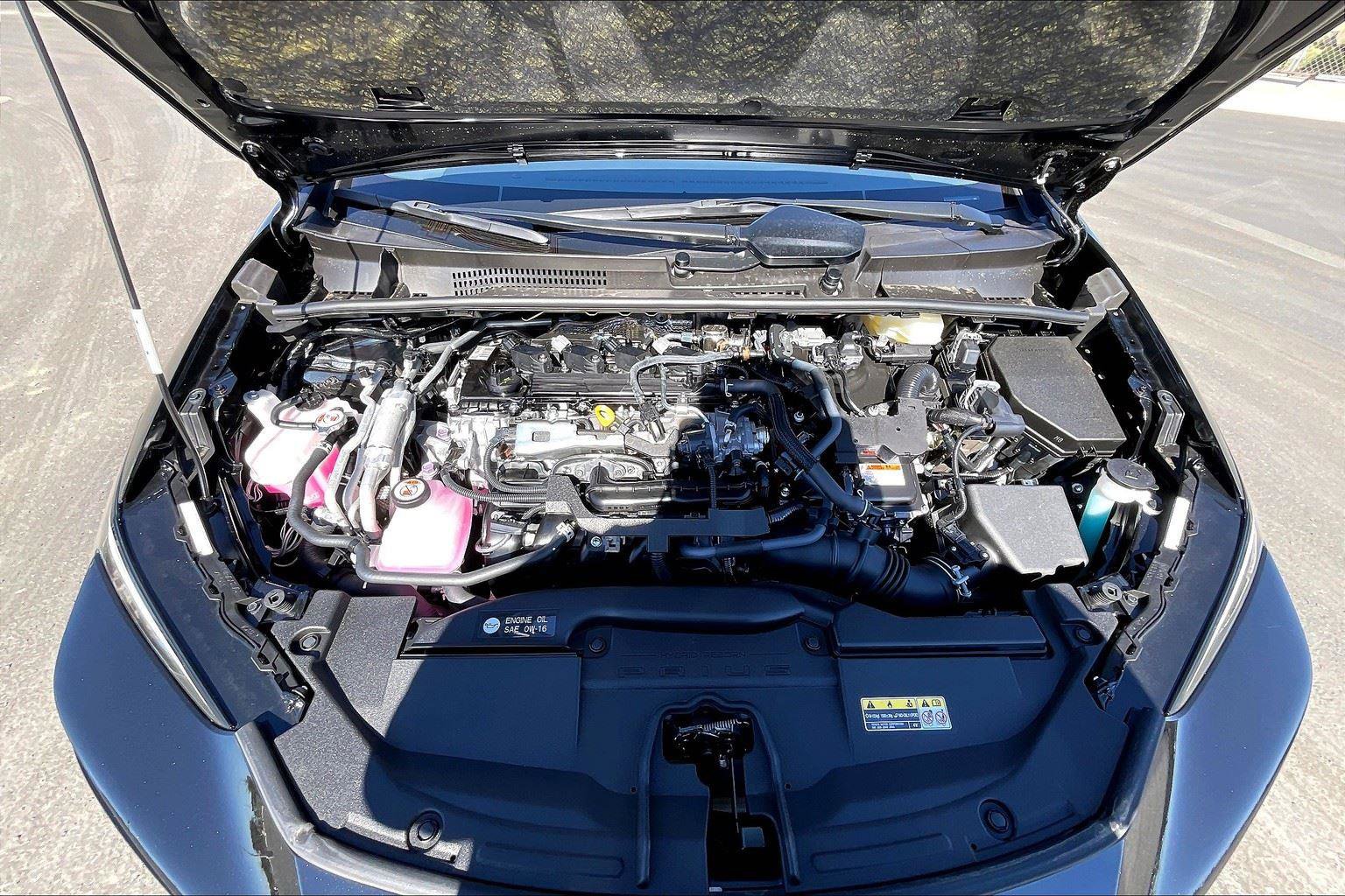 Certified 2025 Toyota Prius Plug-In Hybrid image 10