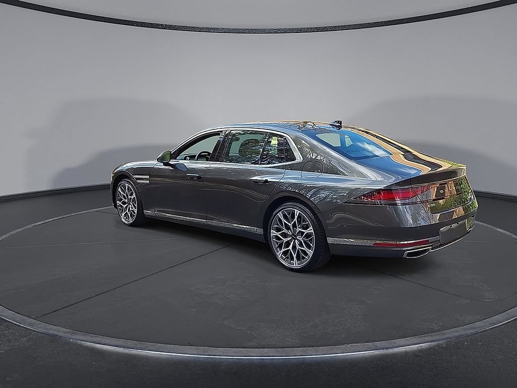 Used 2025 Genesis G90 3.5T AWD/4WD image 6