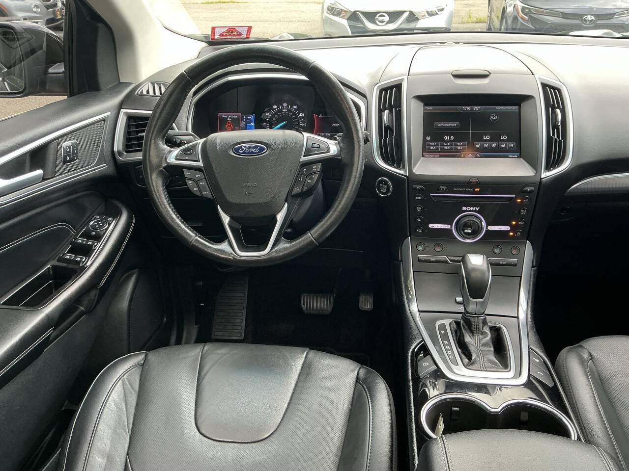 Used 2015 Ford Edge Titanium w/ Equipment Group 302A AWD/4WD image 17