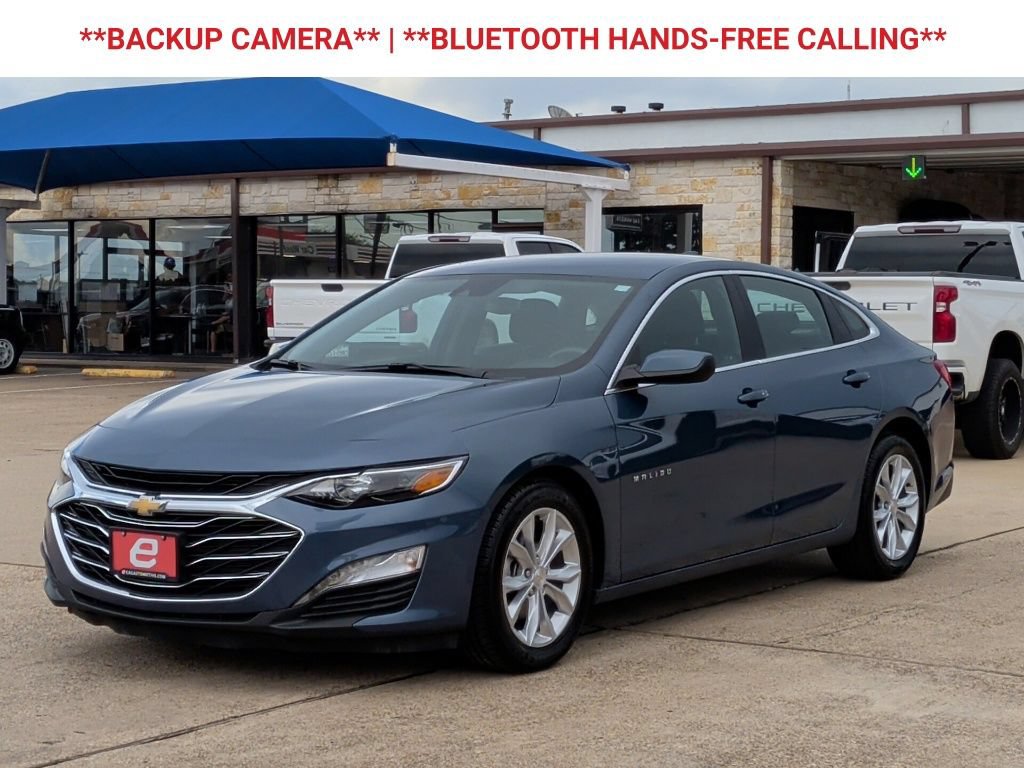 Used 2025 Chevrolet Malibu LT FWD image 3
