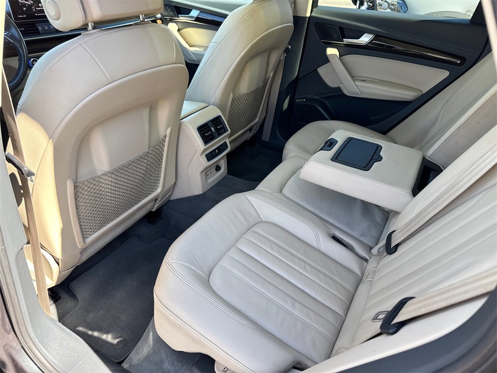Used 2019 Audi Q5 2.0T Premium Plus w/ Premium Plus Package image 21