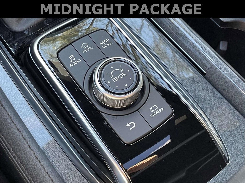 Used 2023 Nissan Armada SL w/ Midnight Edition Package image 30