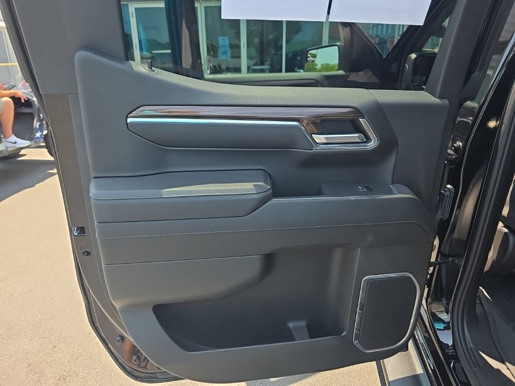 Used 2024 Chevrolet Silverado 1500 RST w/ Convenience Package II AWD/4WD image 32
