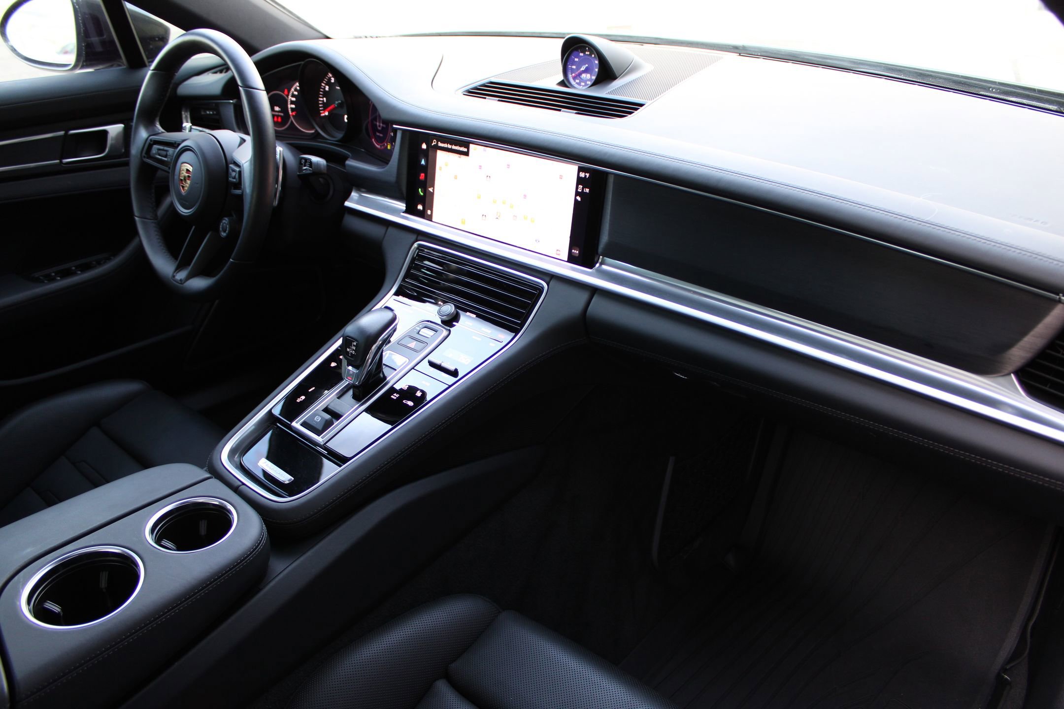 Certified 2023 Porsche Panamera Platinum Edition image 27