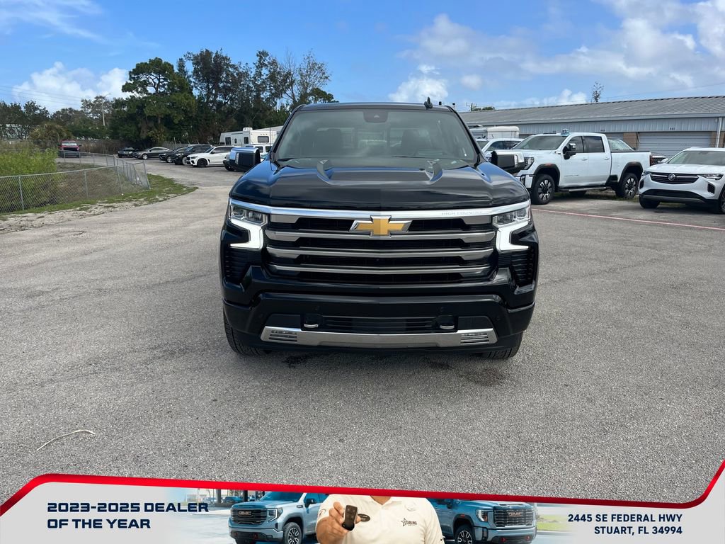 Used 2024 Chevrolet Silverado 1500 High Country w/ High Country Premium Package image 8
