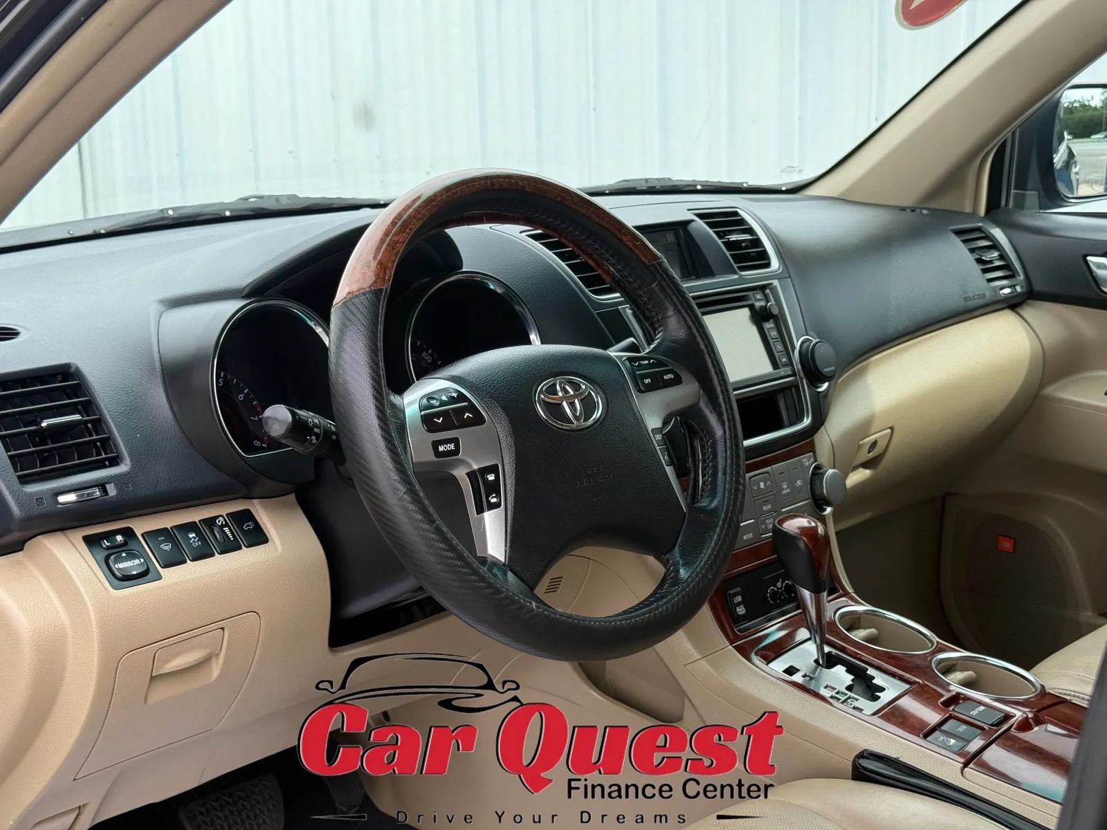 Used 2013 Toyota Highlander Limited AWD/4WD image 10