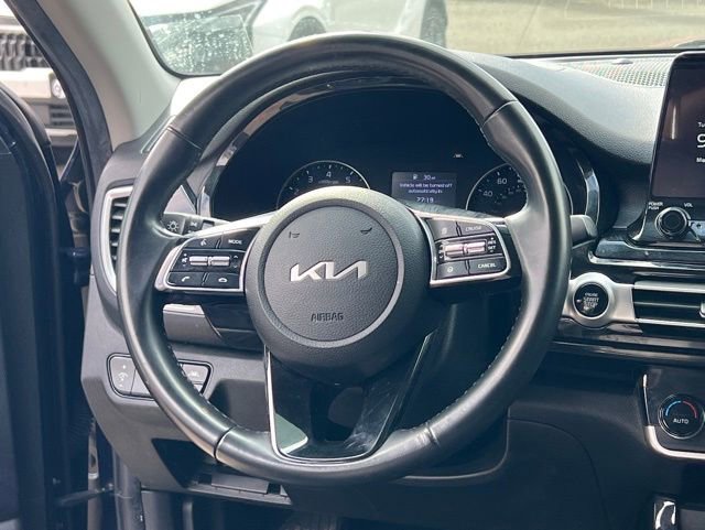 Certified 2023 Kia Seltos EX image 13