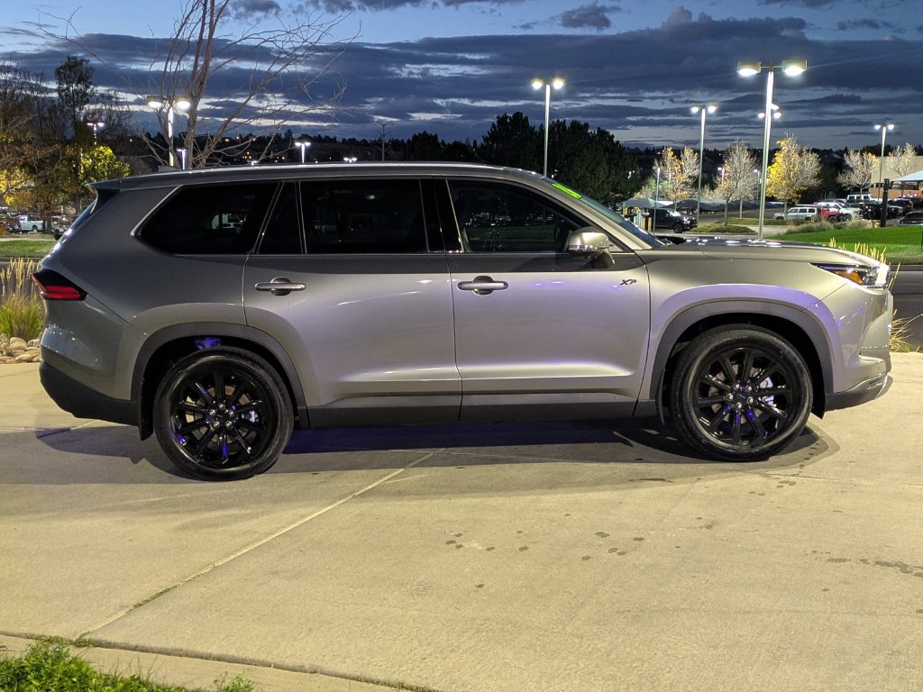 Used 2026 Toyota Grand Highlander AWD Hybrid image 11